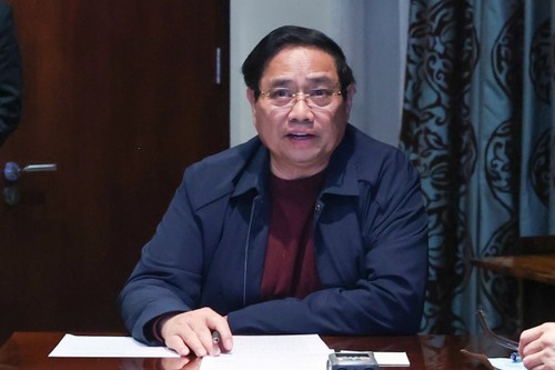 Từ Nam Phi, Thủ tướng Phạm Minh Chính họp khẩn trực tuyến với các địa phương yêu cầu tập trung tối đa cứu dân, khắc phục - ảnh 1