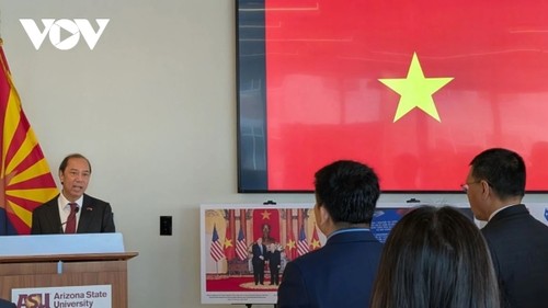 Triển lãm ảnh và thủ công mỹ nghệ Việt Nam tại Washington DC  - ảnh 1