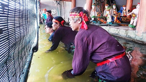 Giữ hồn làng Việt qua sân khấu rối nước Đào Thục - ảnh 3