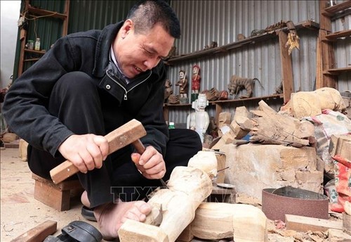 Giữ hồn làng Việt qua sân khấu rối nước Đào Thục - ảnh 2