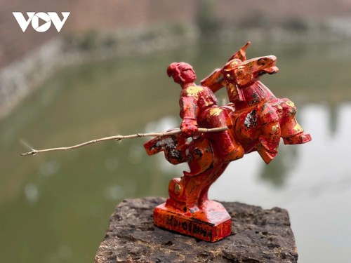 Họa sĩ Nguyễn Tấn Phát và hành trình sáng tạo với hình tượng Ngựa - ảnh 2