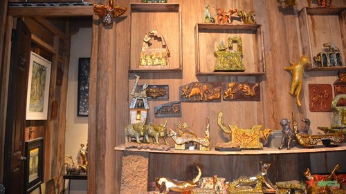 Họa sĩ Nguyễn Tấn Phát và hành trình sáng tạo với hình tượng Ngựa - ảnh 4