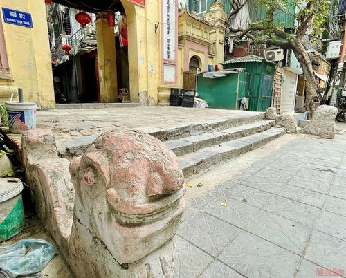 Thuy Khue – the street of village gates in Hanoi - ảnh 15