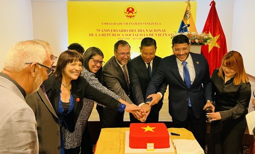 Vietnam’s 79th National Day celebrated in US, Venezuela - ảnh 2