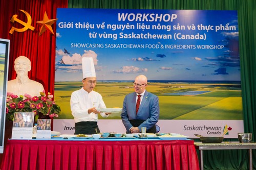 Will Canadian pea, wild rice go well with lolot leaves?  - ảnh 4