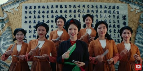Blending tradition with modernity: the rising trend in Vietnamese music - ảnh 1