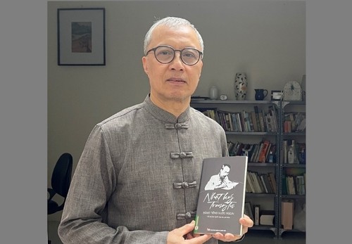 “Prison Diary in Foreign Languages” celebrates President Ho Chi Minh’s greatness  - ảnh 1