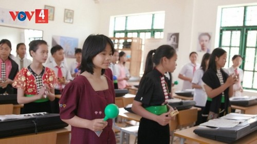 Dien Bien Province promotes traditional cultural values at schools - ảnh 1