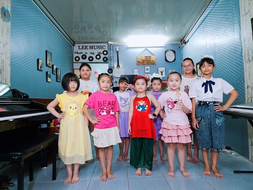 Native melodies bring Ca Mau’s charm to life - ảnh 2