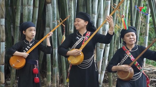 From stilt houses to schools, Then singing endures in Thai Nguyen - ảnh 2