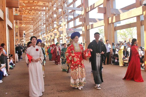 Young designer’s journey to rediscover Vietnamese traditional costumes - ảnh 3