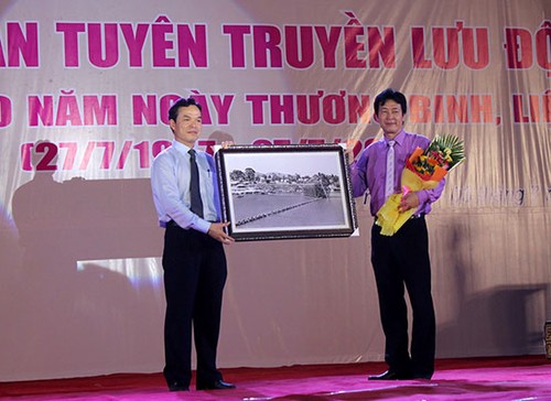 Liên hoan tuyên truyền lưu  động kỷ niệm 70 năm Ngày Thương binh, Liệt sĩ - ảnh 1