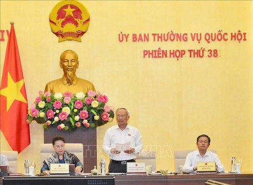 Bế mạc phiên họp 38 của Ủy ban Thường vụ Quốc hội - ảnh 1