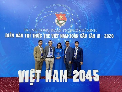 Tuổi trẻ với khát vọng đưa Nghị quyết của Đảng vào cuộc sống - ảnh 4