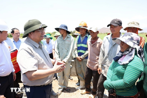 Thủ tướng Phạm Minh Chính kiểm tra, chỉ đạo công tác chống hạn tại Ninh Thuận - ảnh 1