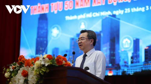 Khẳng định vai trò đầu tàu, đi trước mở đường của Thành phố Hồ Chí Minh trong 50 năm xây dựng, phát triển  - ảnh 1