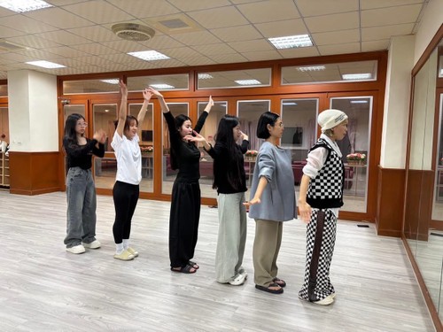 Quảng bá văn hóa qua những điệu múa Việt Nam - ảnh 2