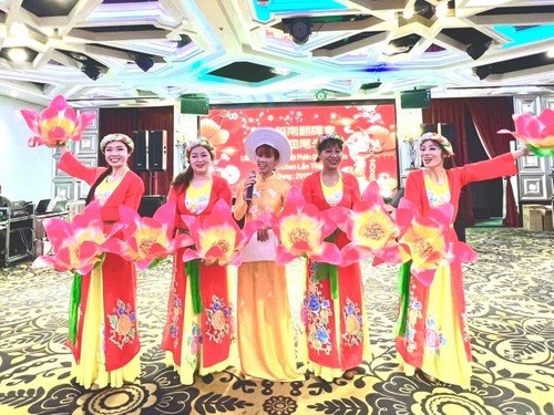 Quảng bá văn hóa qua những điệu múa Việt Nam - ảnh 3