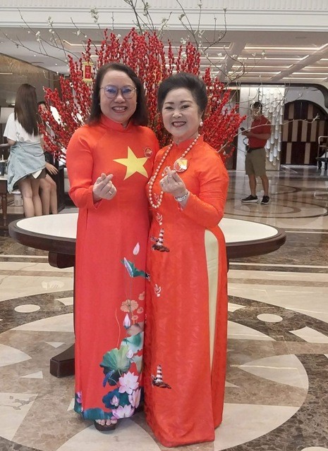 Tự hào được trở về  đất mẹ  - ảnh 1