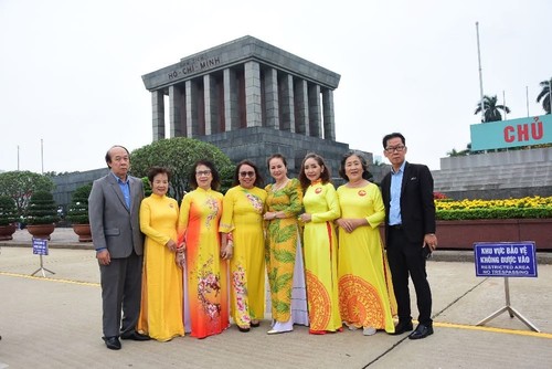 Tự hào được trở về  đất mẹ  - ảnh 3