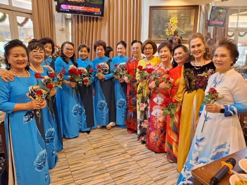 Tự hào được trở về  đất mẹ  - ảnh 2