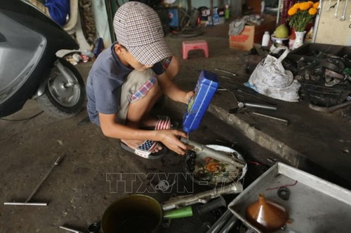 Ngày Thế giới chống Lao động trẻ em (12/6): Hướng đến xã hội không còn trẻ em phải đánh đổi tuổi thơ bằng mưu sinh - ảnh 1