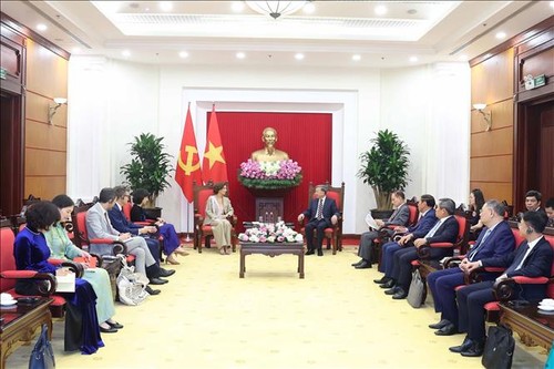 Việt Nam luôn coi trọng hợp tác đa phương và vai trò thành viên UNESCO - ảnh 2