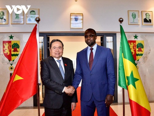 Chủ tịch Quốc hội Trần Thanh Mẫn hội kiến Tổng thống và Thủ tướng Senegal  - ảnh 1