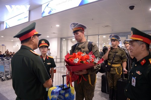 Đoàn quân nhân Liên bang Nga tham gia diễu binh, diễu hành đã đến Hà Nội - ảnh 1