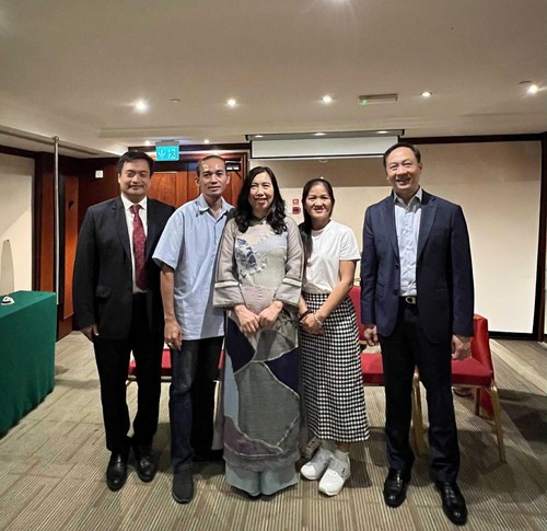 Thứ trưởng Bộ Ngoại giao Lê Thị Thu Hằng thăm cộng đồng người Việt tại Malta - ảnh 4