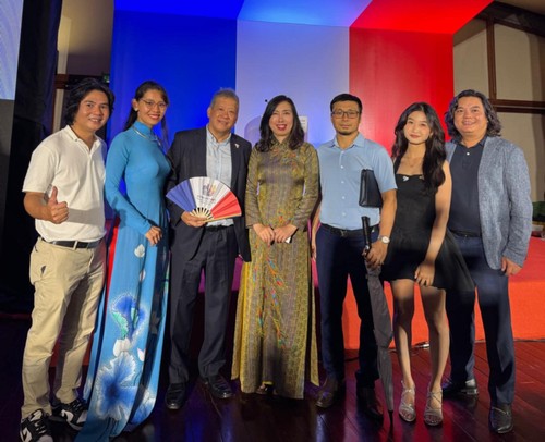 Chính sách của Đảng và Nhà nước: niềm tin đối với kiều bào - ảnh 4