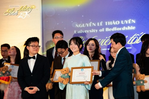 Hội Sinh viên Việt Nam tại Vương Quốc Anh: 20 năm đồng hành cùng người Việt trẻ - ảnh 1