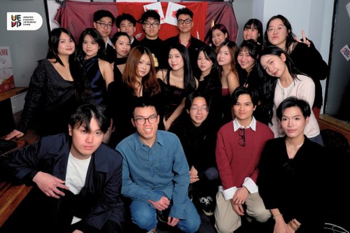 Ngày hội gói bánh chưng: lan tỏa văn hóa Tết Việt nơi xa xứ - ảnh 4