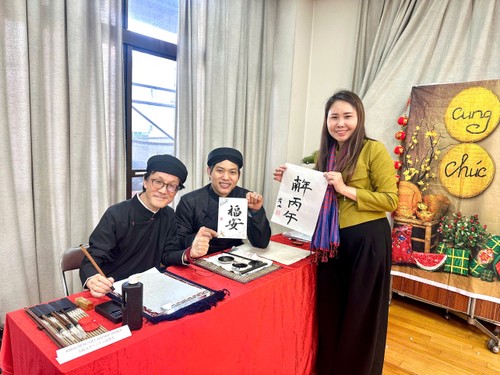 Hội chợ Xuân gắn kết cộng đồng, lan tỏa tiếng Việt tại Osaka - ảnh 2