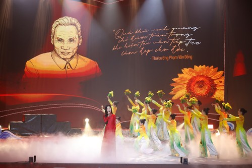 Chương trình nghệ thuật Kỷ niệm 120 năm Ngày sinh Thủ tướng Phạm Văn Đồng  - ảnh 2