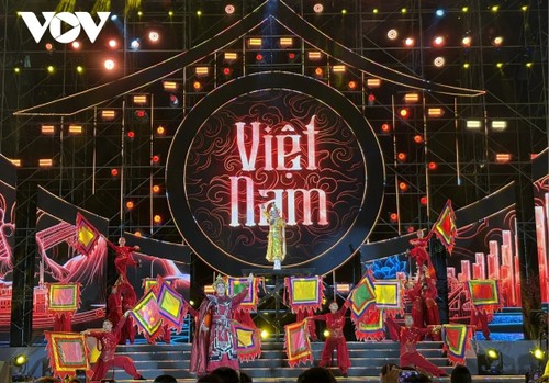 Đặc sắc đêm thơ Việt Nam tại Thành phố Hồ Chí Minh - ảnh 1