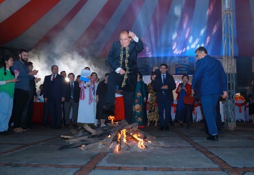 Посол Казахстана во Вьетнаме Канат Тумыш: Наурыз и Тет имеют очень много общих черт - ảnh 2