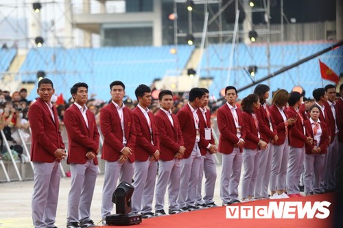 Khoảnh khắc ấn tượng lễ vinh danh những 'người hùng' ASIAD 2018 tại sân vận động Mỹ Đình - ảnh 6