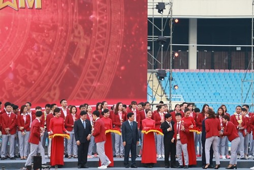 Khoảnh khắc ấn tượng lễ vinh danh những 'người hùng' ASIAD 2018 tại sân vận động Mỹ Đình - ảnh 13