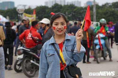 TRỰC TIẾP ĐT Việt Nam 1 - 0 UAE: Tiến Linh xuất thần lập siêu phẩm - ảnh 17