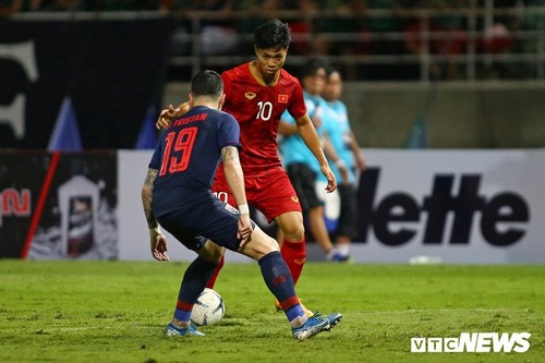 ĐT Việt Nam hòa Thái Lan với tỷ số 0-0 trên sân nhà - ảnh 19