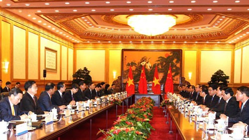 Vietnam y China acuerdan afianzar las relaciones de asociación estratégica integral - ảnh 1