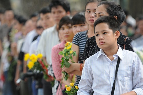 Llora el pueblo vietnamita al general Giap - ảnh 14