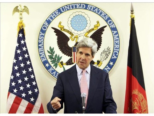 Secretario de Estado de EE.UU. efectúa visita sorpresiva a Afganistán - ảnh 1