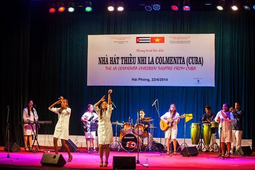 "La Colmenita", las abejas cubanas llegan a Vietnam - ảnh 1