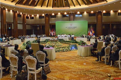 Cancilleres de la ASEAN se centran en el tema del Mar Oriental  - ảnh 1