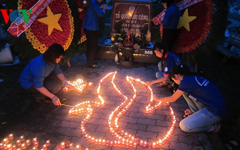 Fiesta de gratitud de jóvenes a los héroes y mártires - ảnh 1