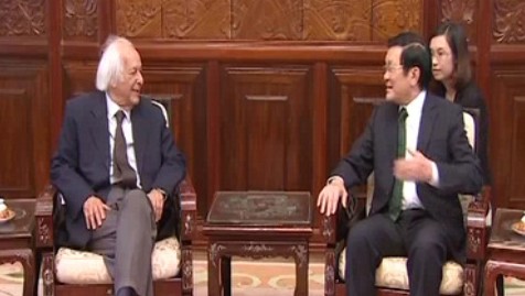 Presidente Truong Tan Sang recibe a eruditos internacionales  - ảnh 1