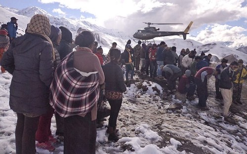 Un vietnamita muere en tormenta de nieve del Himalaya - ảnh 1