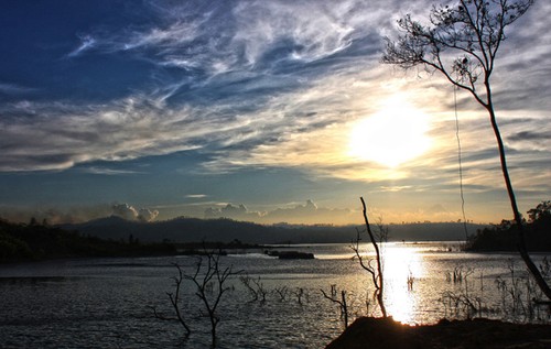 Hermosura legendaria del lago Lak - ảnh 2